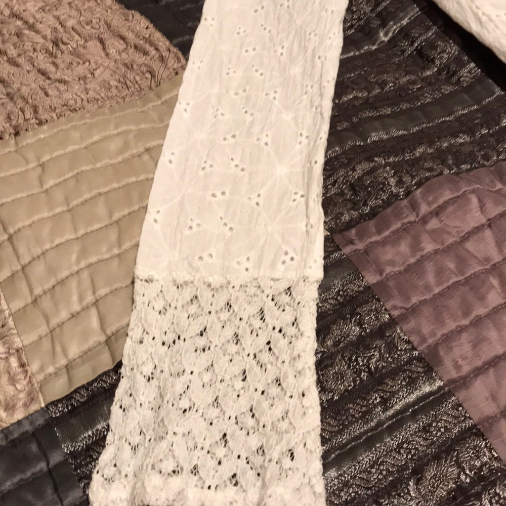 Off shoulder top - Picture 3 of 4